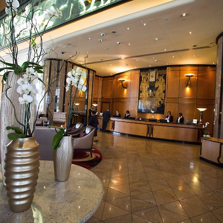 Intercontinental Johannesburg Sandton Towers, An Ihg Hotel Bagian luar foto