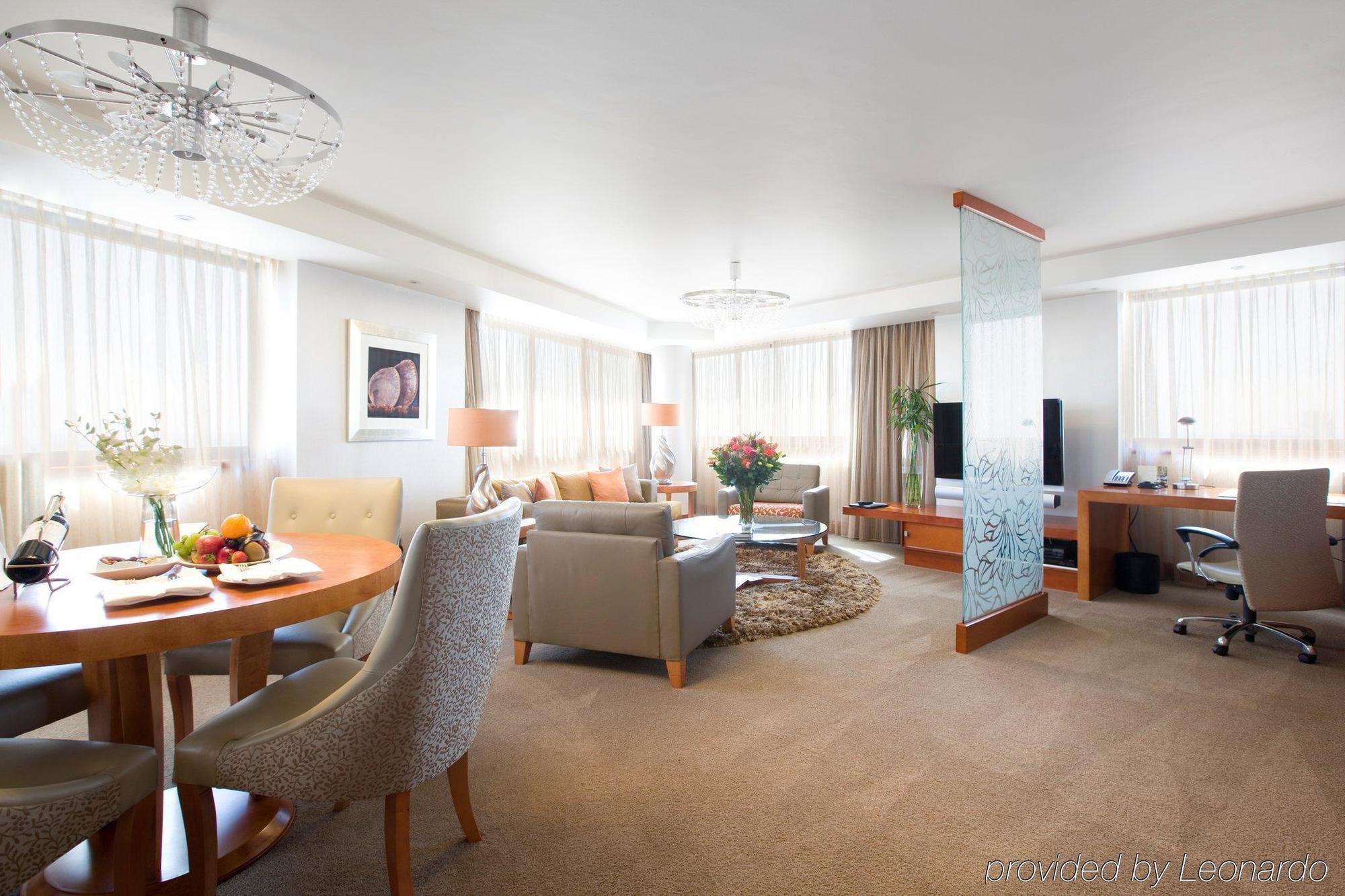 Intercontinental Johannesburg Sandton Towers, An Ihg Hotel Bagian luar foto
