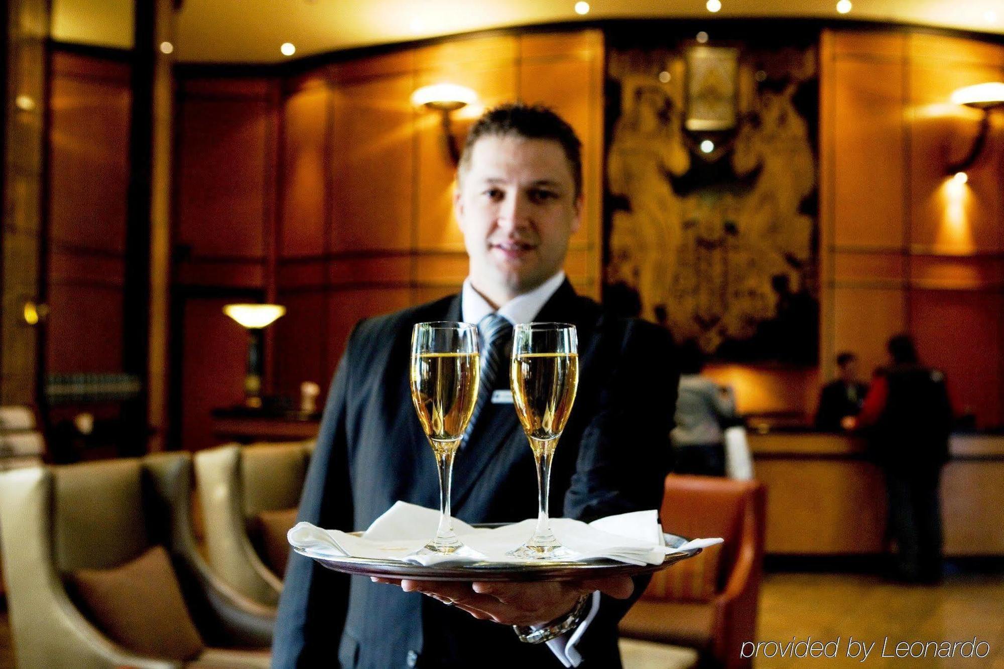 Intercontinental Johannesburg Sandton Towers, An Ihg Hotel Bagian luar foto