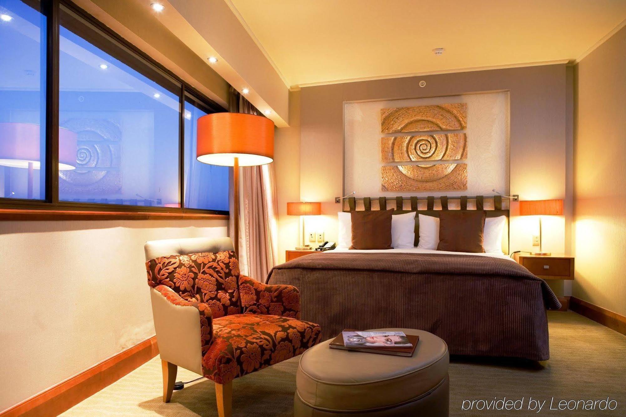 Intercontinental Johannesburg Sandton Towers, An Ihg Hotel Bagian luar foto