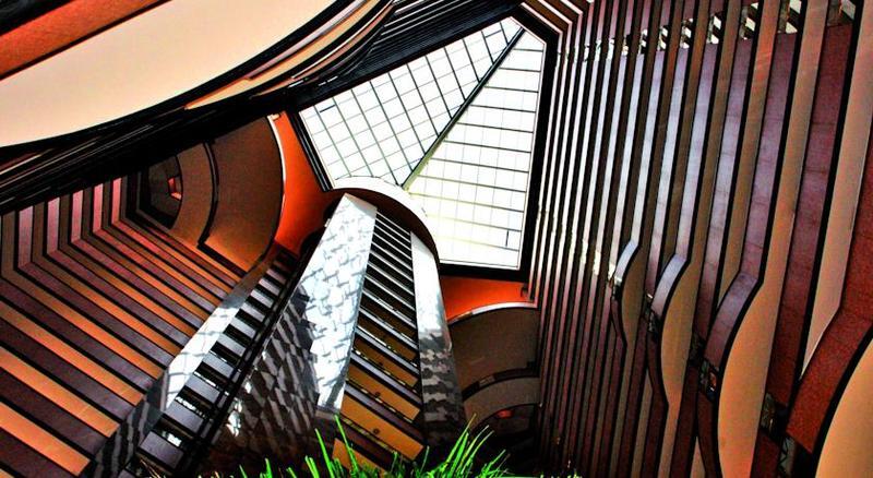 Intercontinental Johannesburg Sandton Towers, An Ihg Hotel Bagian luar foto